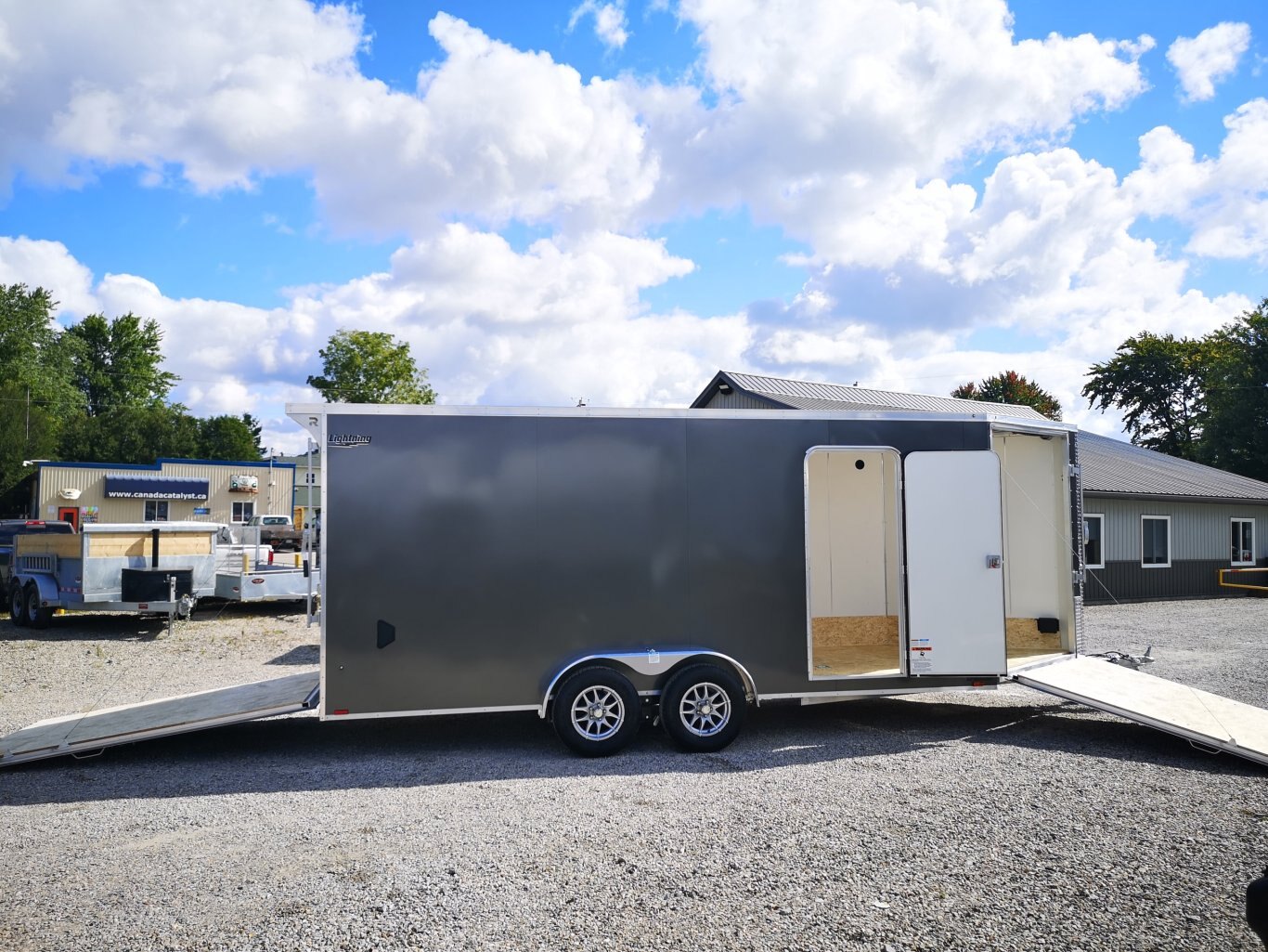 2025 Lightning 7x23 Drive in/Drive Out Snowmobile Trailer