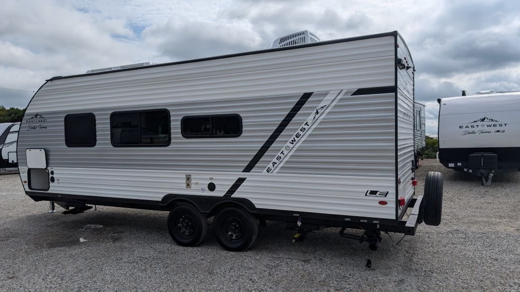 2025 RESORT SERIES RIVERSIDE