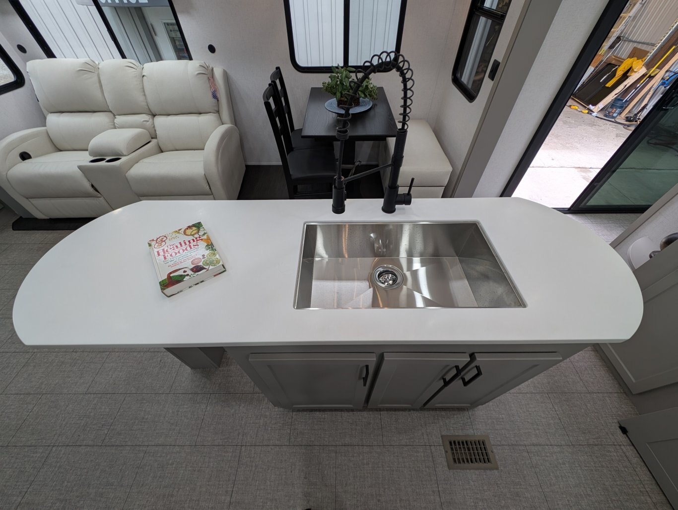 2026 Recreation by Design Baypoint 400DL