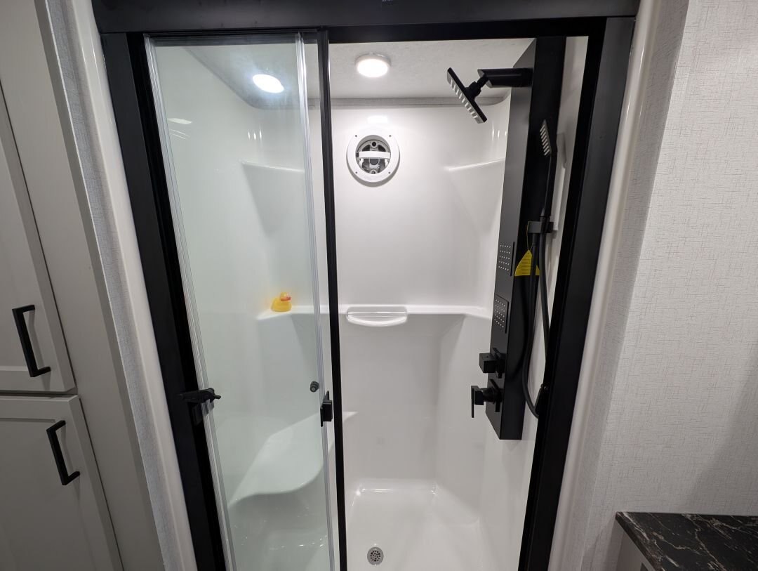 2026 Recreation by Design Baypoint 400DL