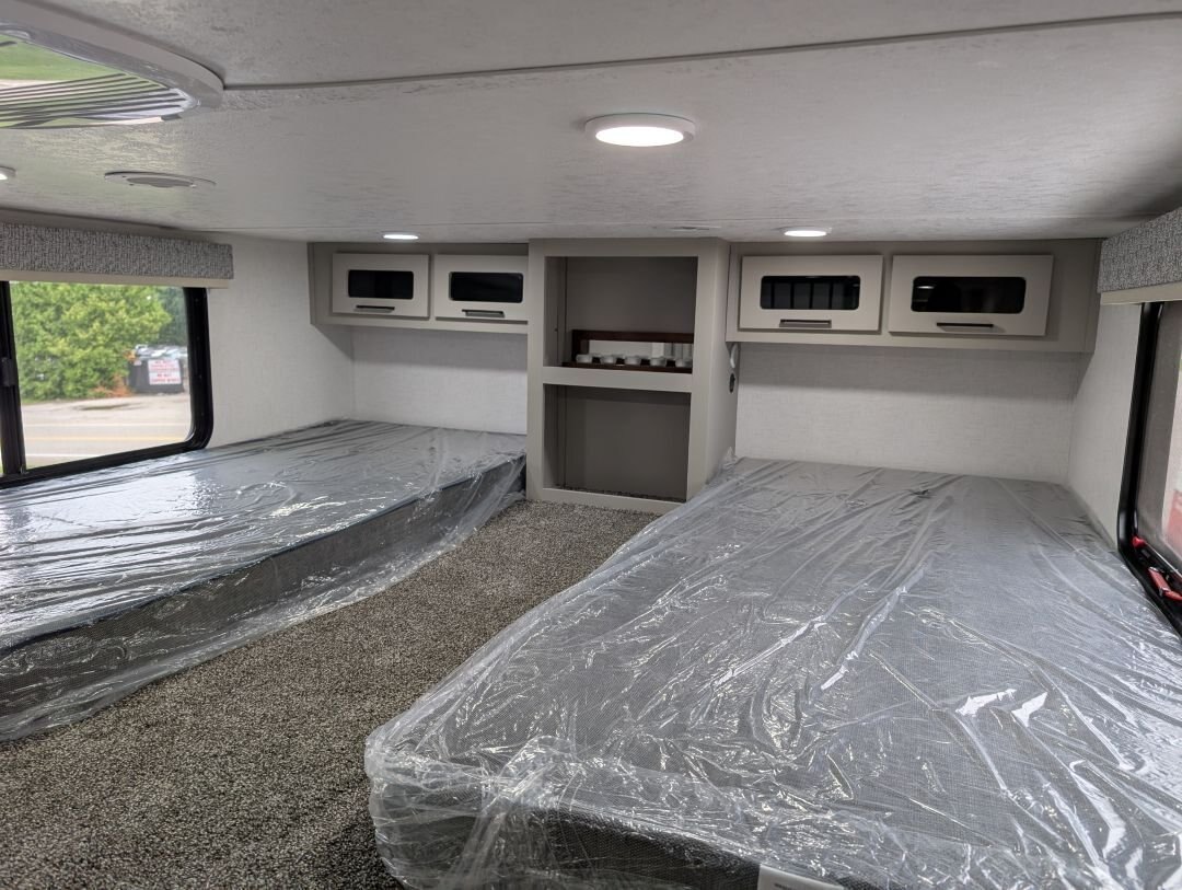 2026 Recreation by Design Baypoint 400DL
