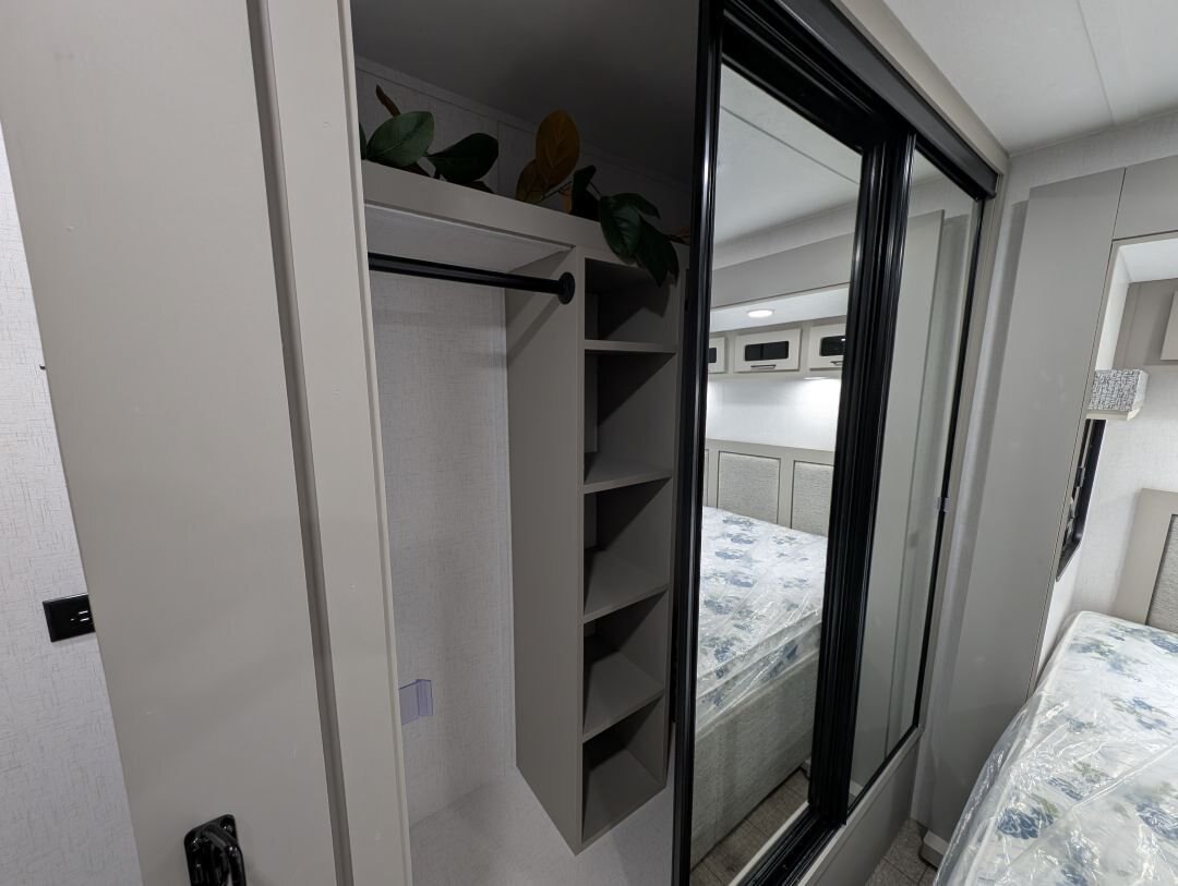 2026 Recreation by Design Baypoint 400DL