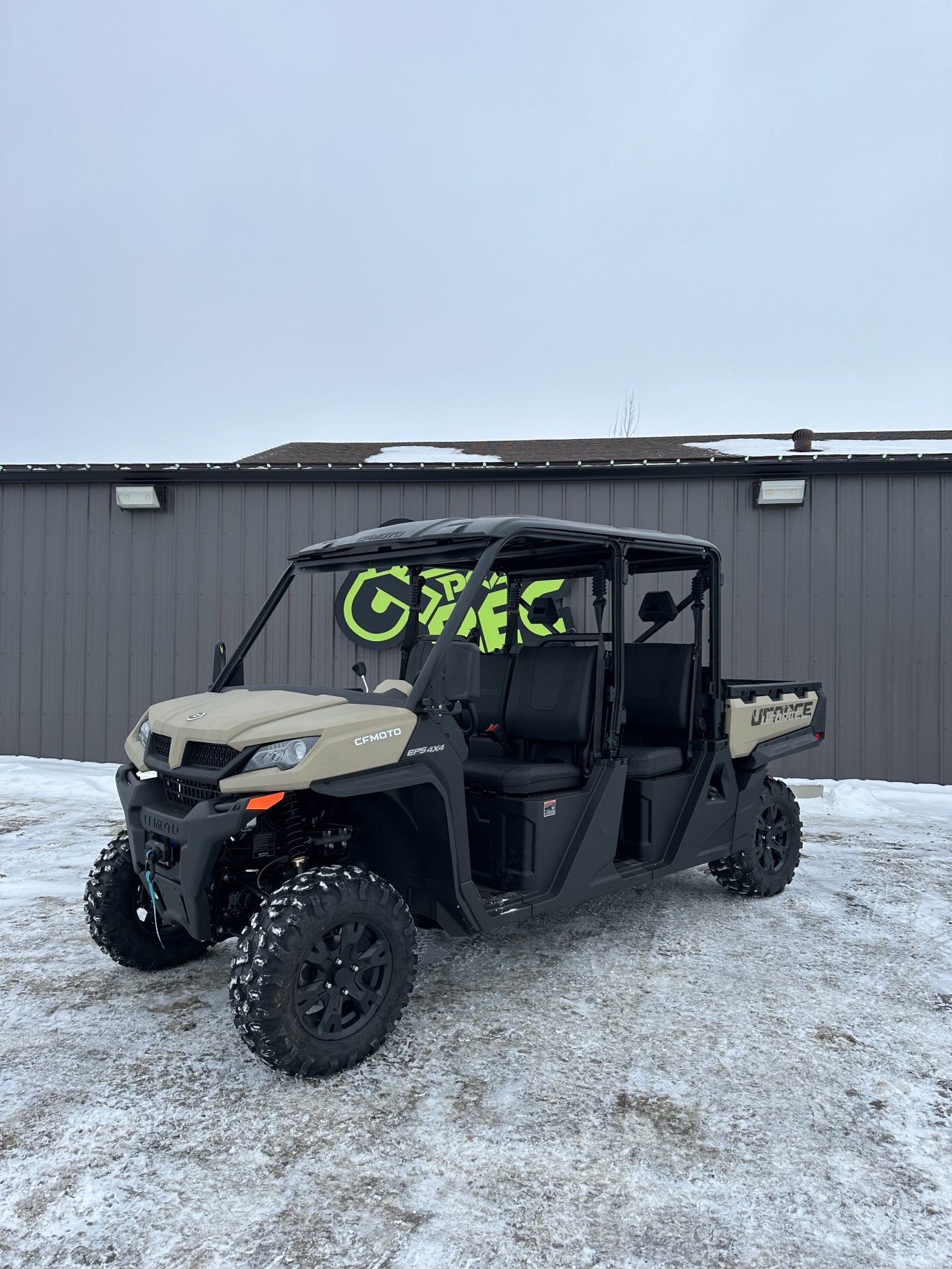 2024 CFMOTO UFORCE 1000 XL Desert Tan