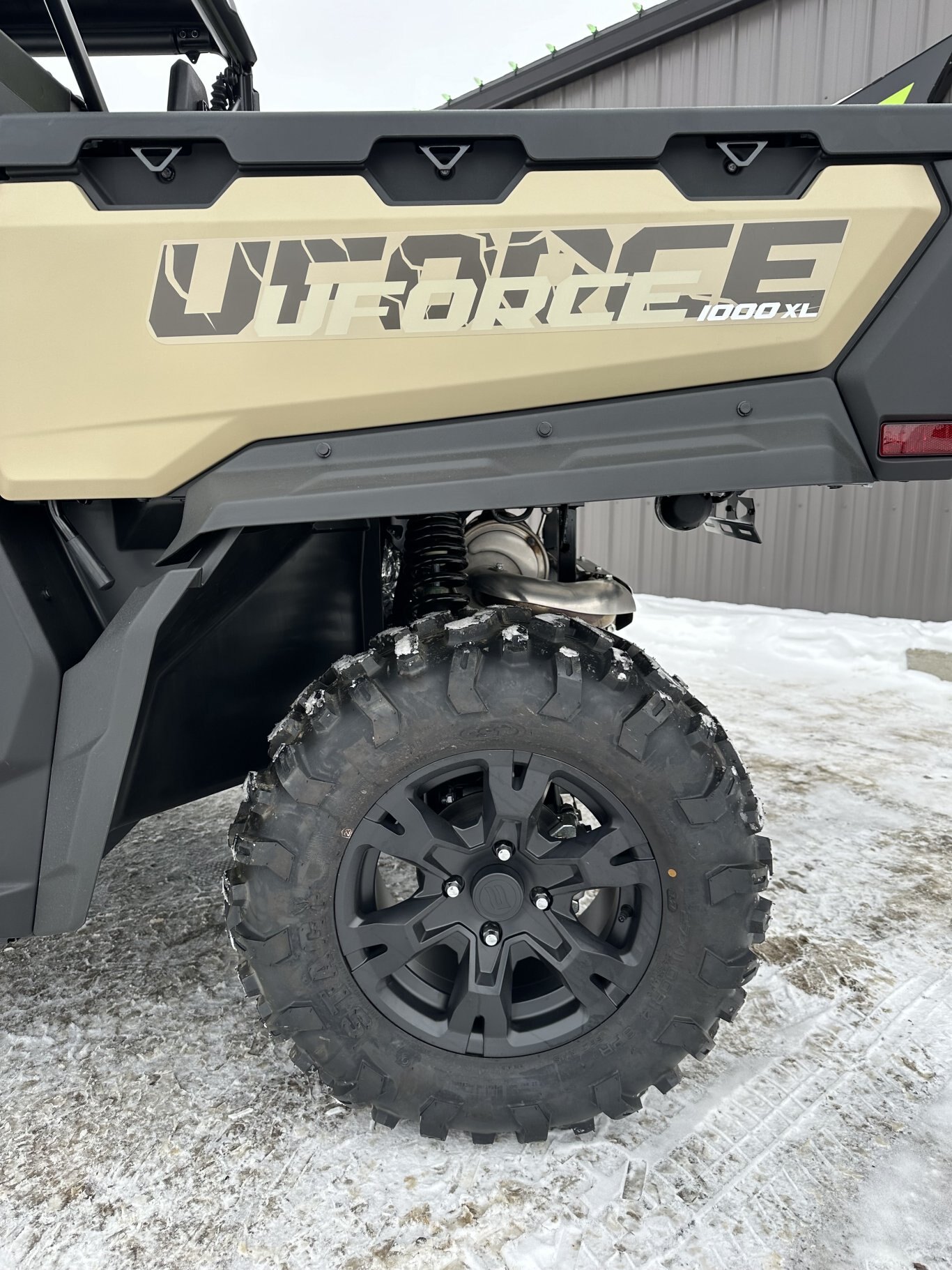 2024 CFMOTO UFORCE 1000 XL Desert Tan