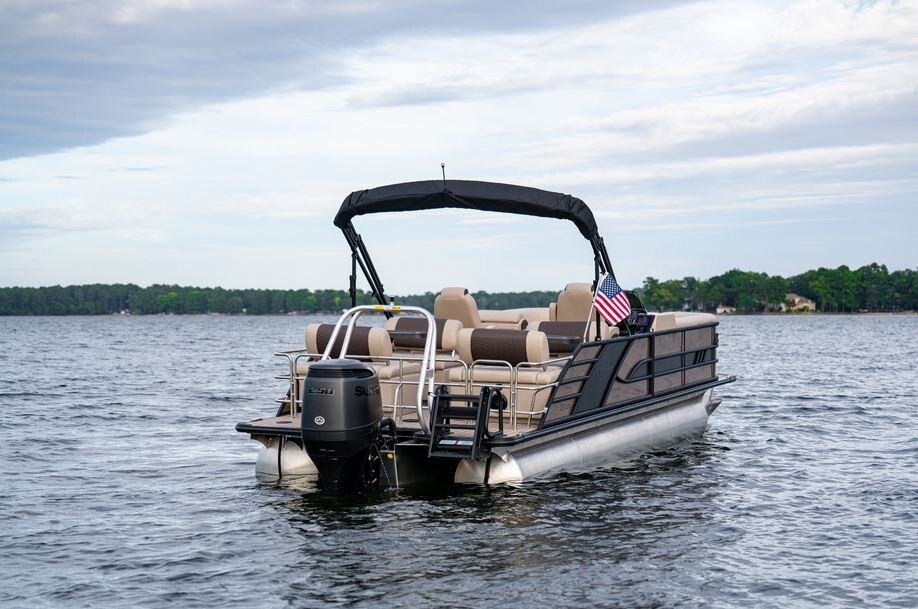 2025 Bentley Elite 253 Swingback Bench