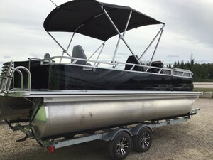 2026 Avalon Venture 21 85 Rear Fish With Yamaha F115