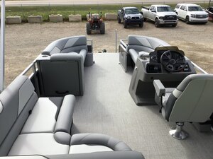 2026 Avalon Venture 21 85 Rear Fish With Yamaha F115
