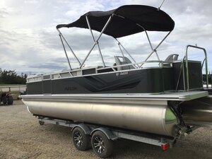 2026 Avalon Venture 23 85 Rear Fish With Yamaha F150