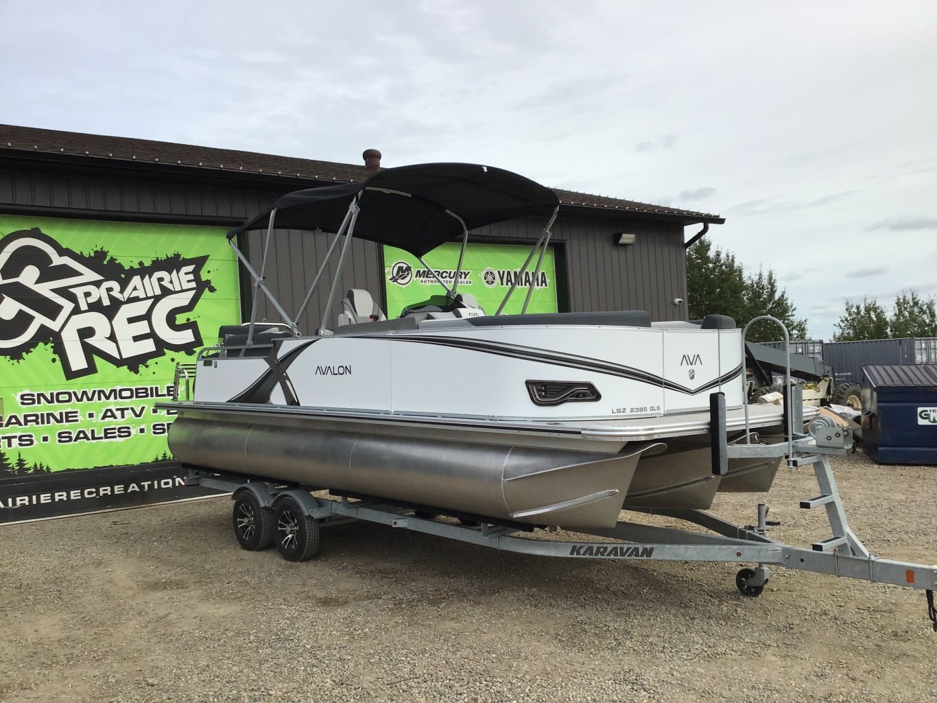 2026 Avalon 23 LSZ Quad Lounger Includes Yamaha VF225