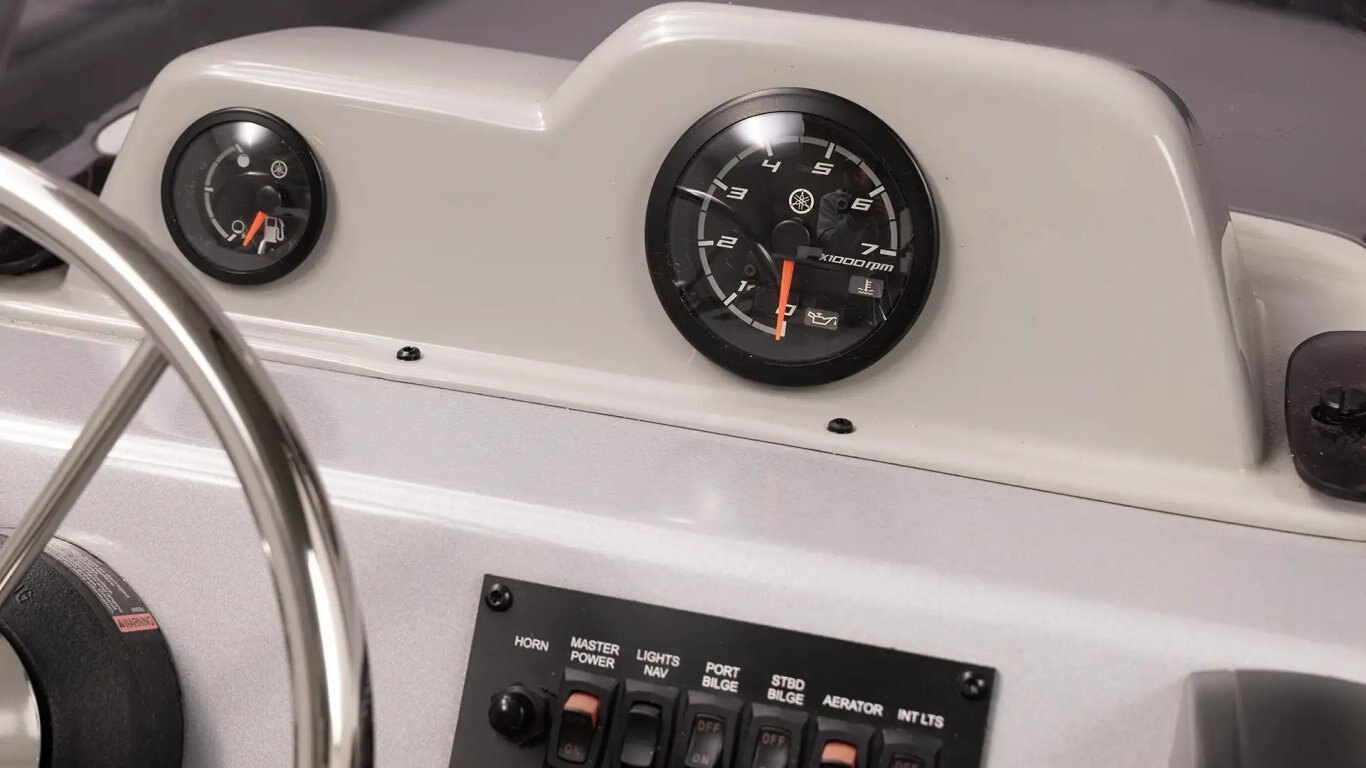 2026 18 CCJ Dlx 115/80J