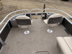 2023 Sun Tracker Party Barge 22 XP3