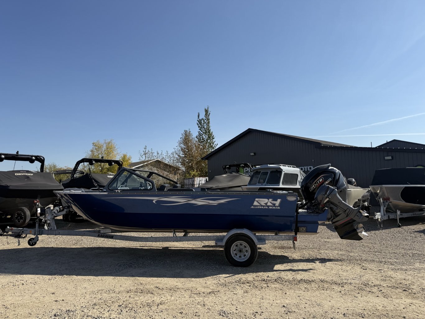 2023 RH Coastal 20ET with 200hp Yamaha SHO + 9.9hp Kicker