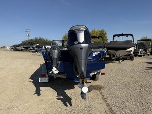 2023 RH Coastal 20ET with 200hp Yamaha SHO + 9.9hp Kicker