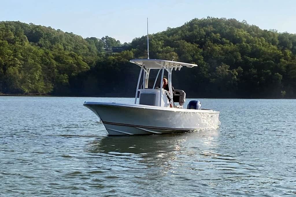 2024 Limestone L 200CC Center Console