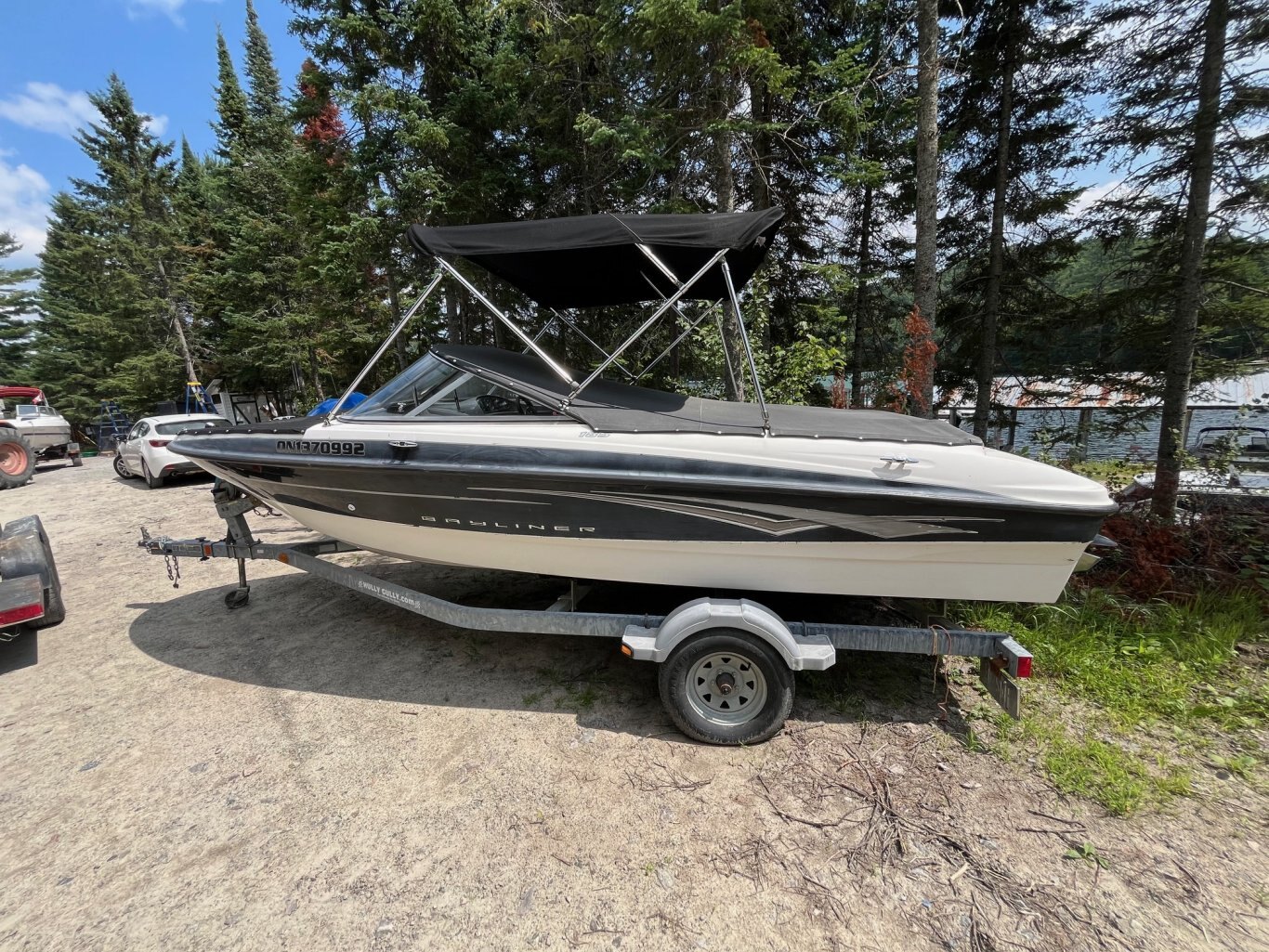 Bayliner 185