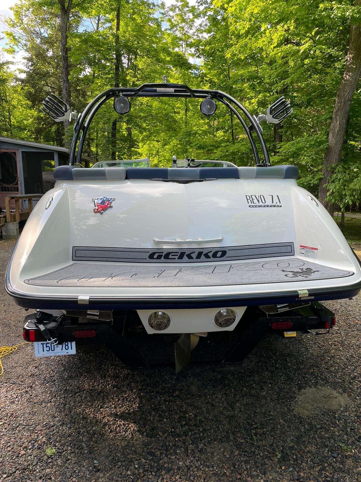 Gekko Revo 7.1 Surf and Tow Sports Boat