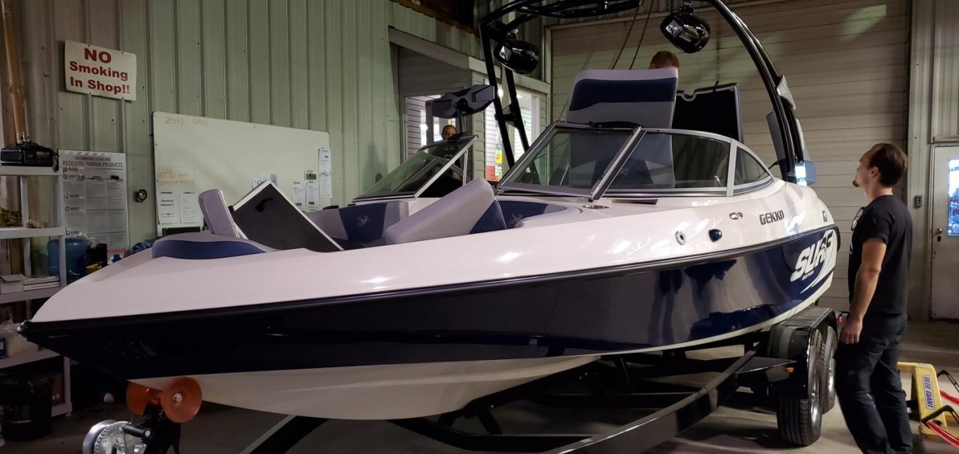 Gekko Revo 7.1 Surf and Tow Sports Boat