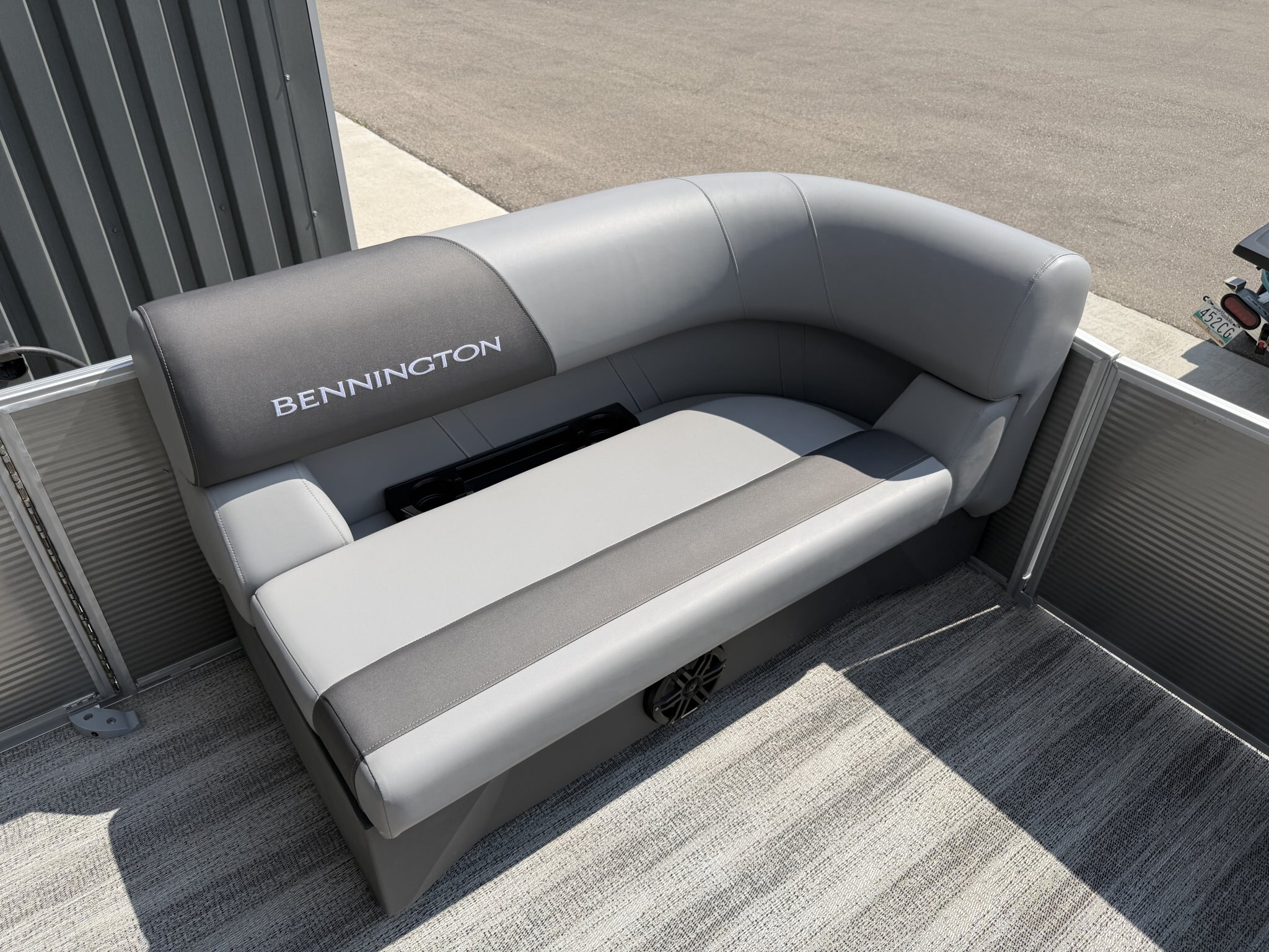 2025 Bennington 20SLSE