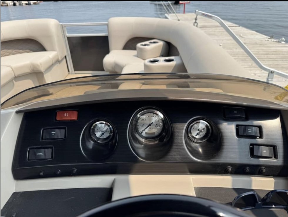 2018 Bennington 22SX Premium Consignment!