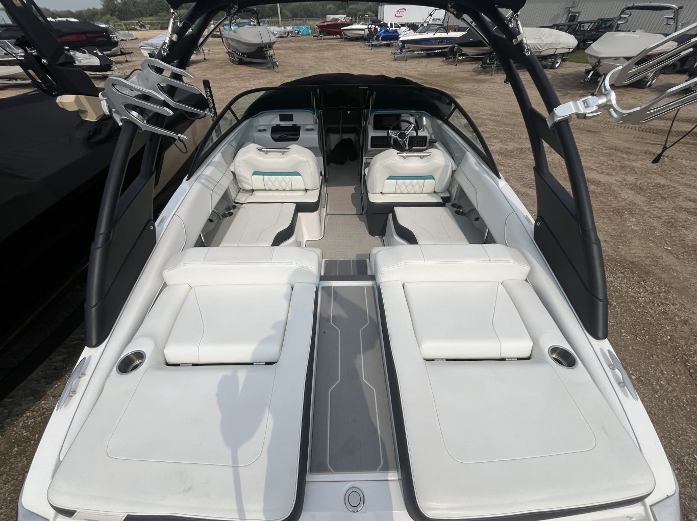 2022 REGAL LS2 SURF