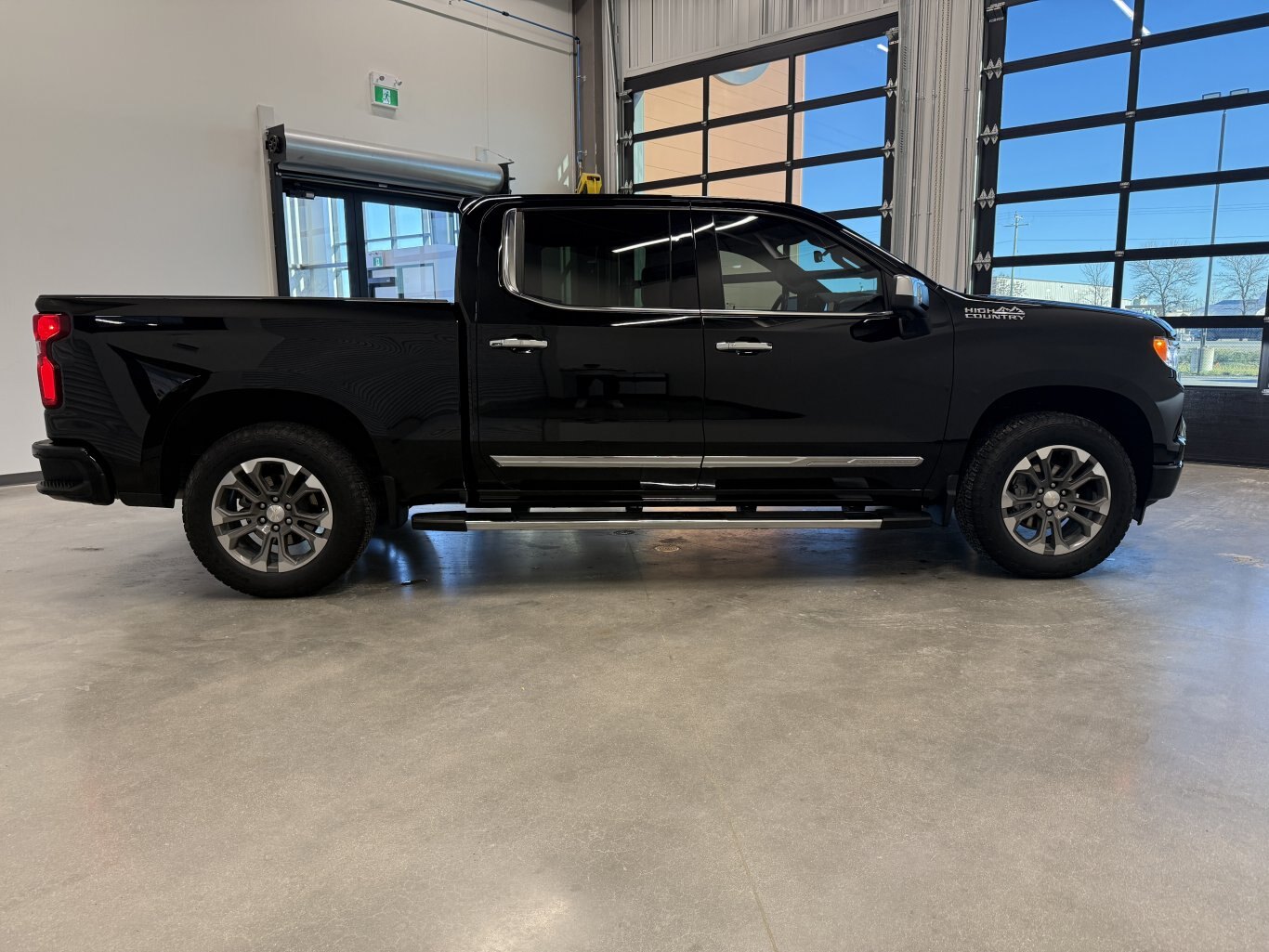 2023 CHEVROLET SILVERADO 1500 HIGH COUNTRY