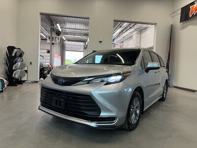 2024 Toyota Sienna XLE - Hybrid