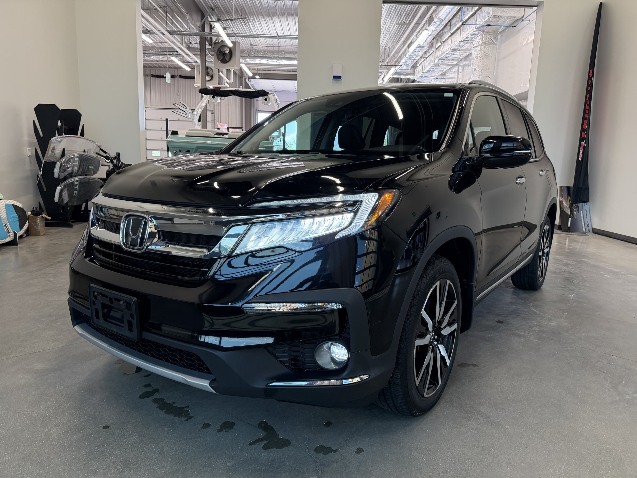 2021 Honda Pilot Touring AWD | 3.5l v6 | 3 row SUV