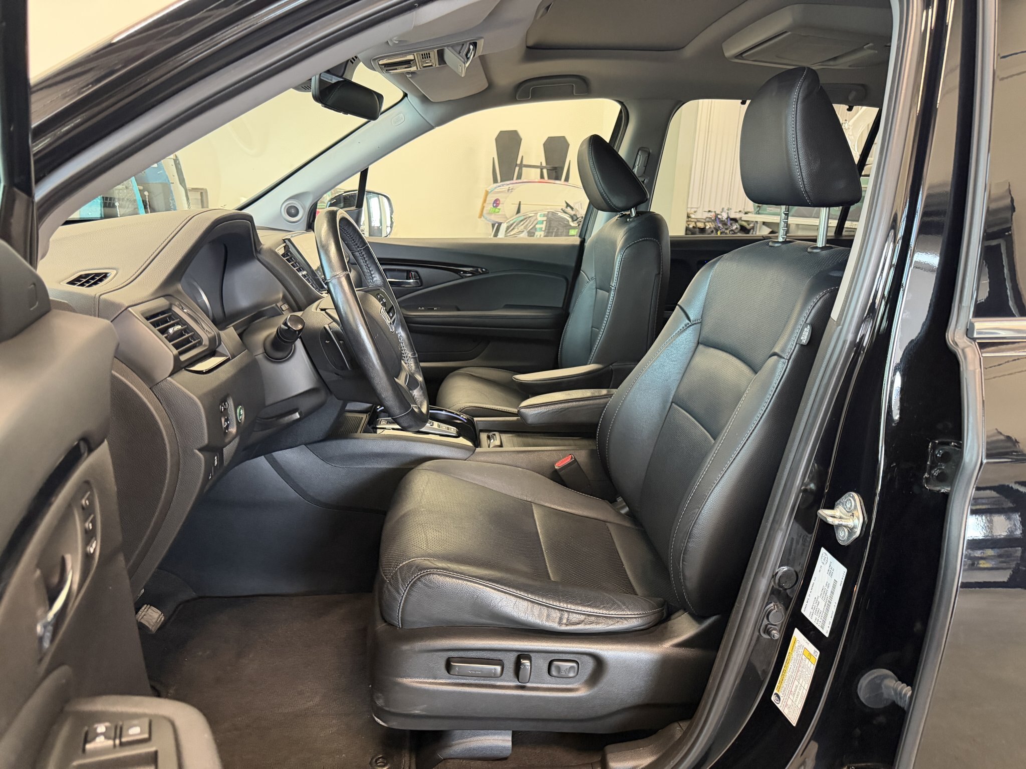 2021 Honda Pilot Touring AWD | 3.5l v6 | 3 row SUV