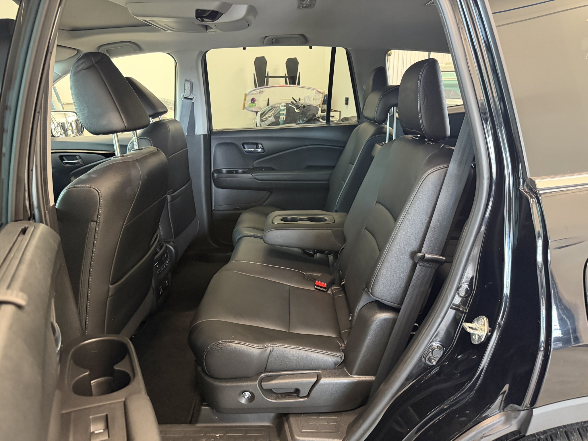 2021 Honda Pilot Touring AWD | 3.5l v6 | 3 row SUV