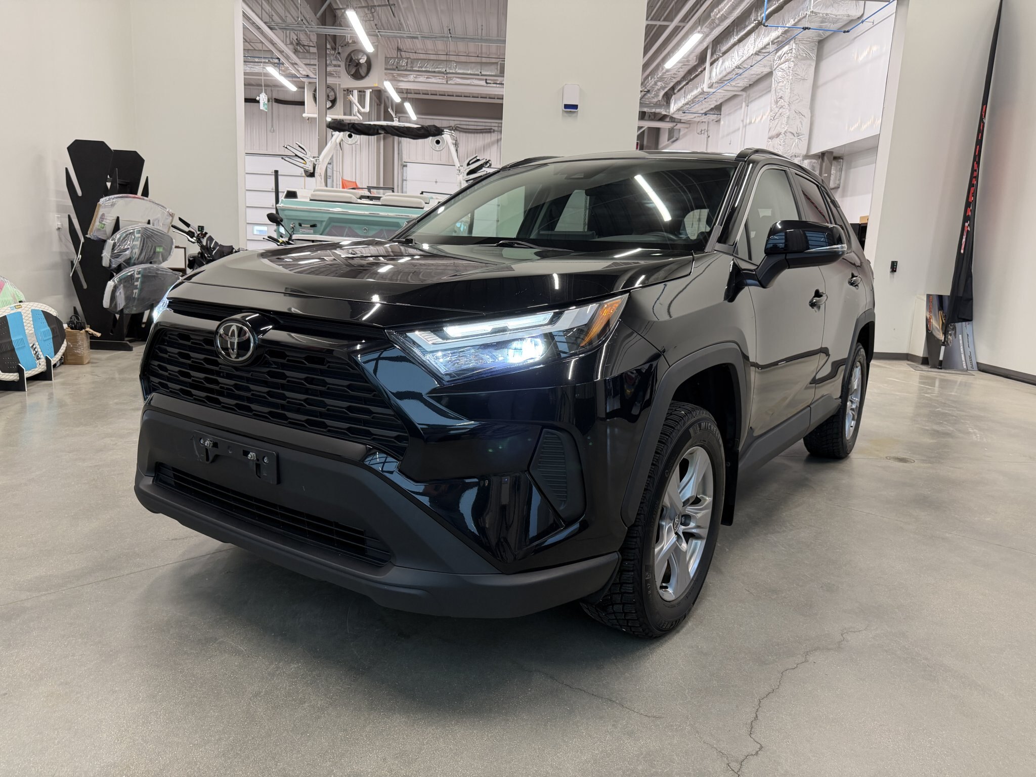 2023 Toyota Rav4 XLE AWD