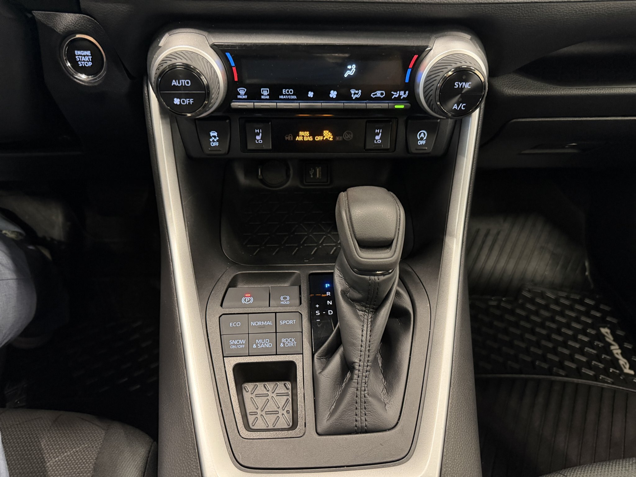 2023 Toyota Rav4 XLE AWD