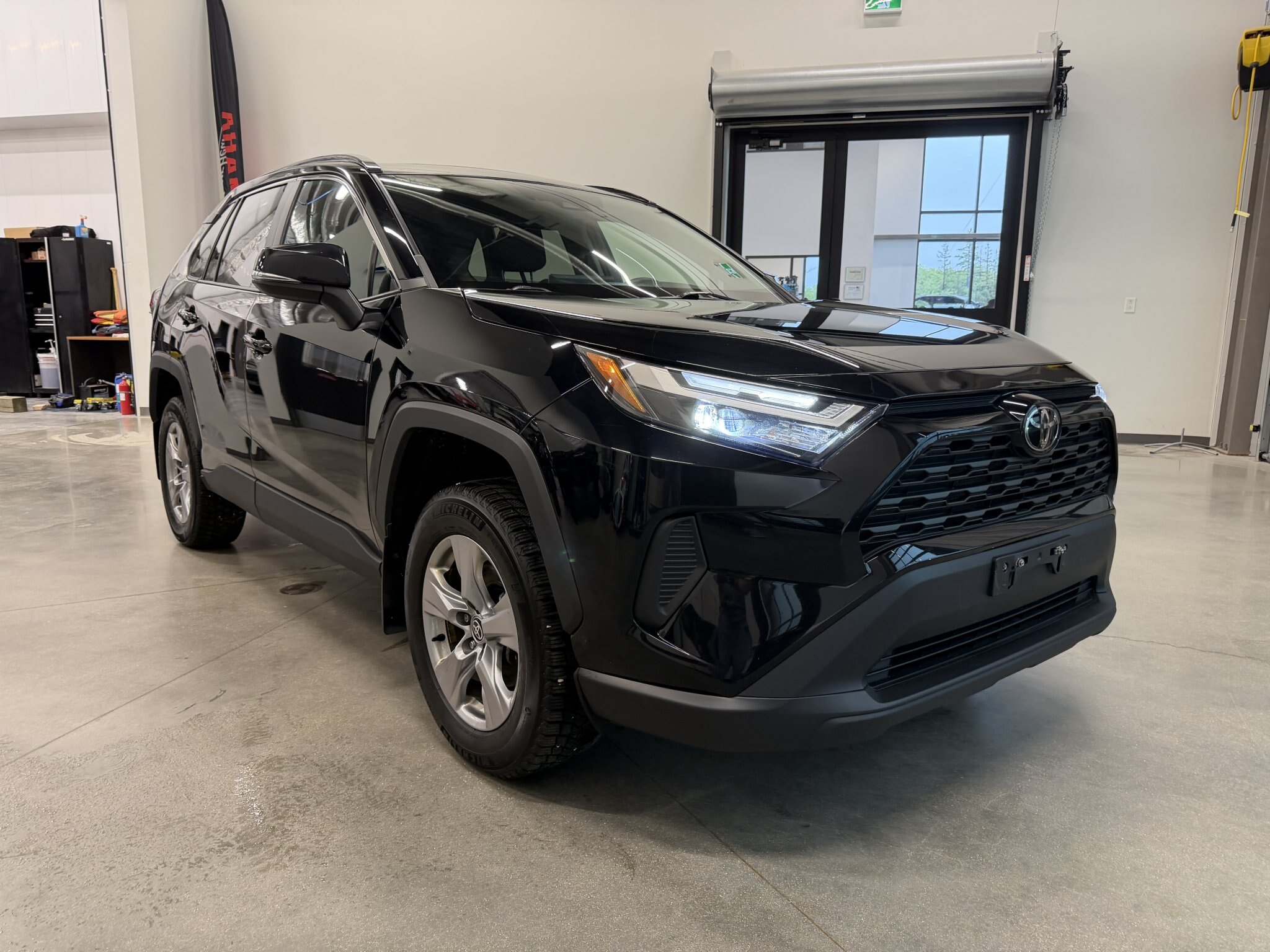 2023 Toyota Rav4 XLE AWD