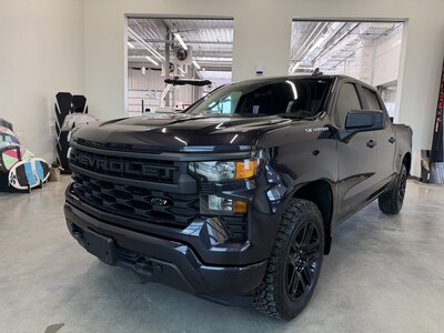 2022 Chevrolet Silverado 1500 Custom Crew Cab 4x4