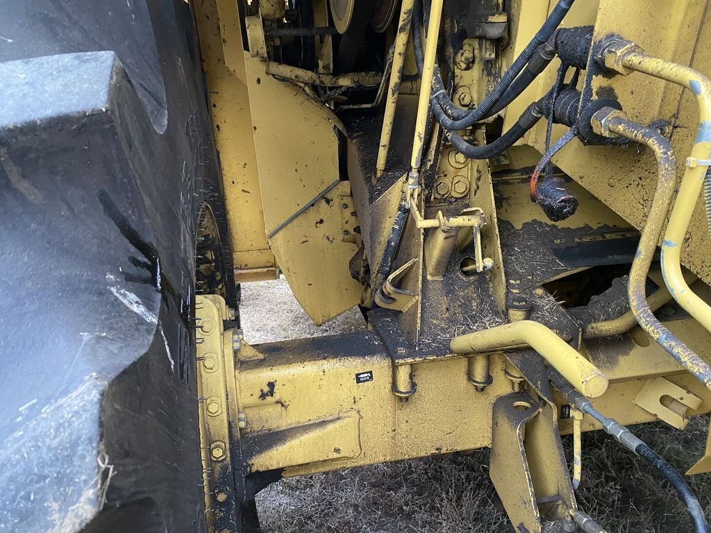 1994 NEW HOLLAND TX66 Combine #8014 BP