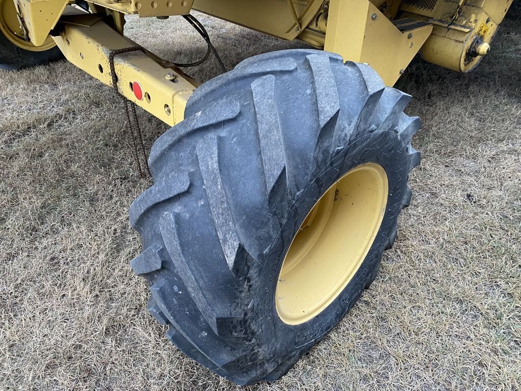 1994 NEW HOLLAND TX66 Combine #8014 BP