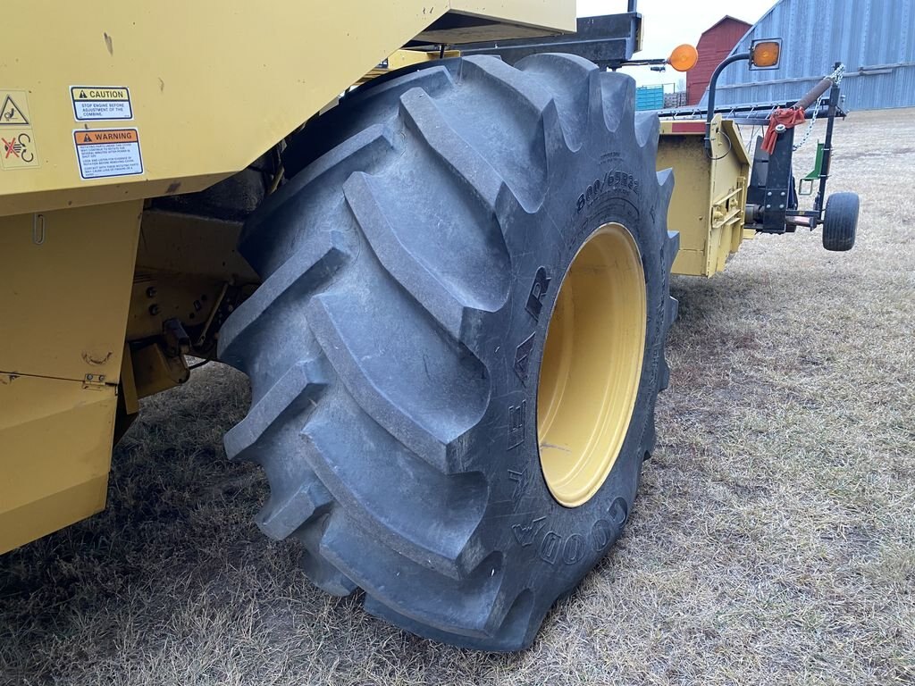 1994 NEW HOLLAND TX66 Combine #8014 BP