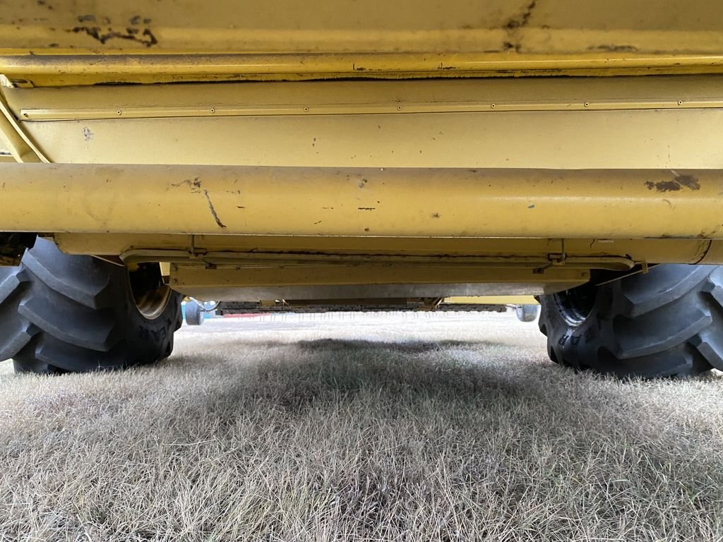 1994 NEW HOLLAND TX66 Combine #8014 BP