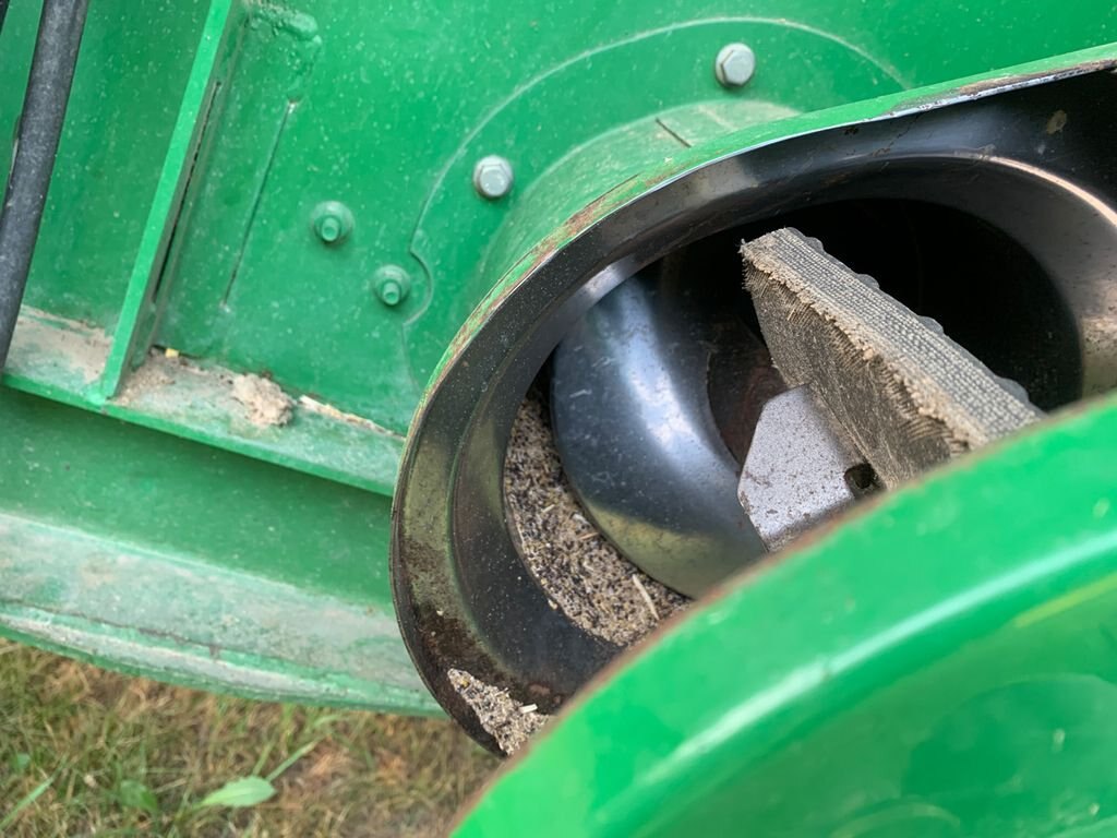 2002 John Deere 9750 STS Combine 5120 JF