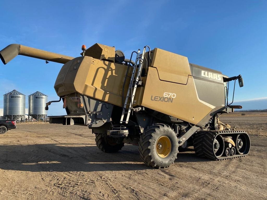 2014 Claas 670 Lexicon Combine with 14ft Pickup Header #8089 BP