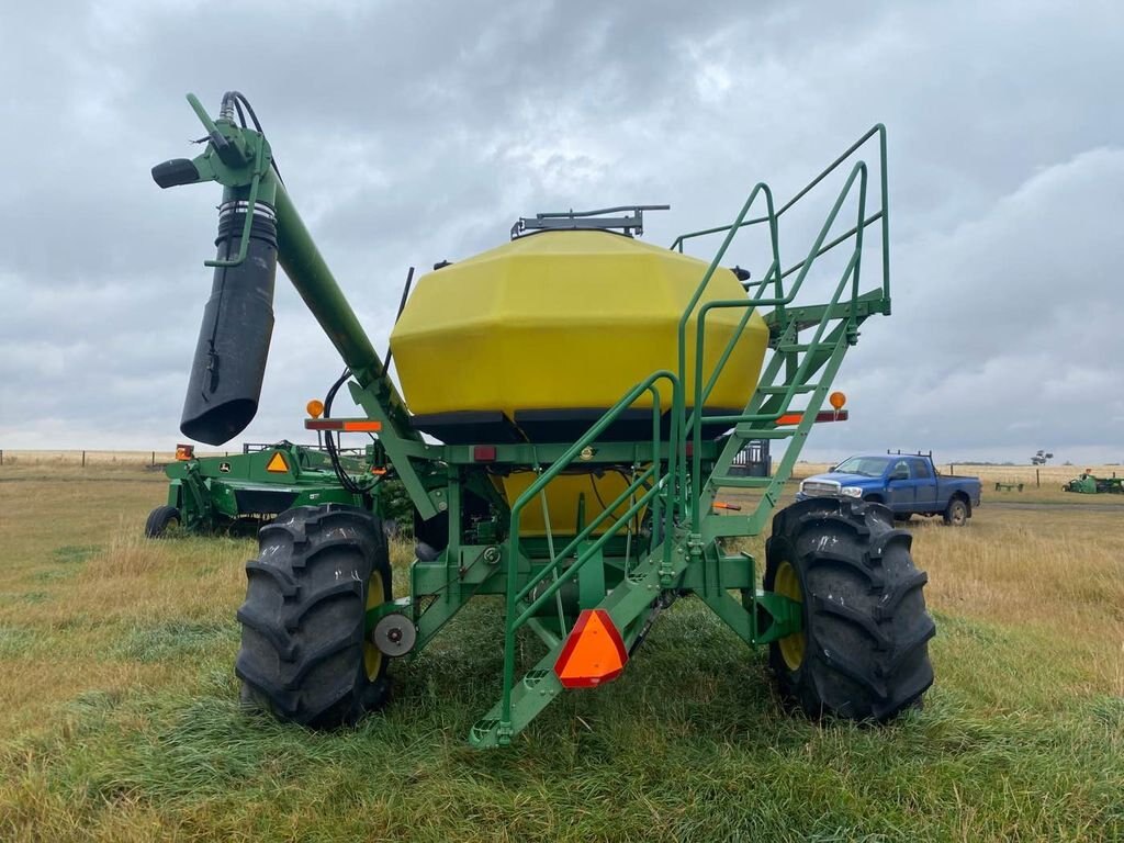 2007 John Deere 1830 Drill and 1910 Aircart #7936 AS