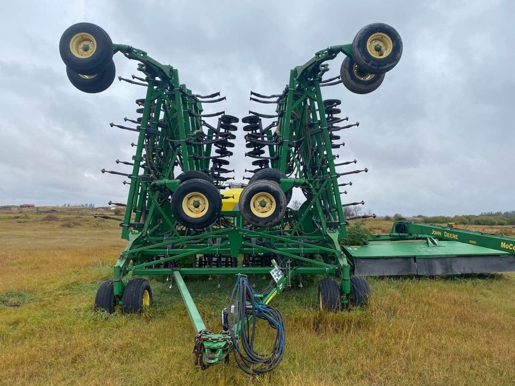 2007 John Deere 1830 Drill and 1910 Aircart #7936 AS