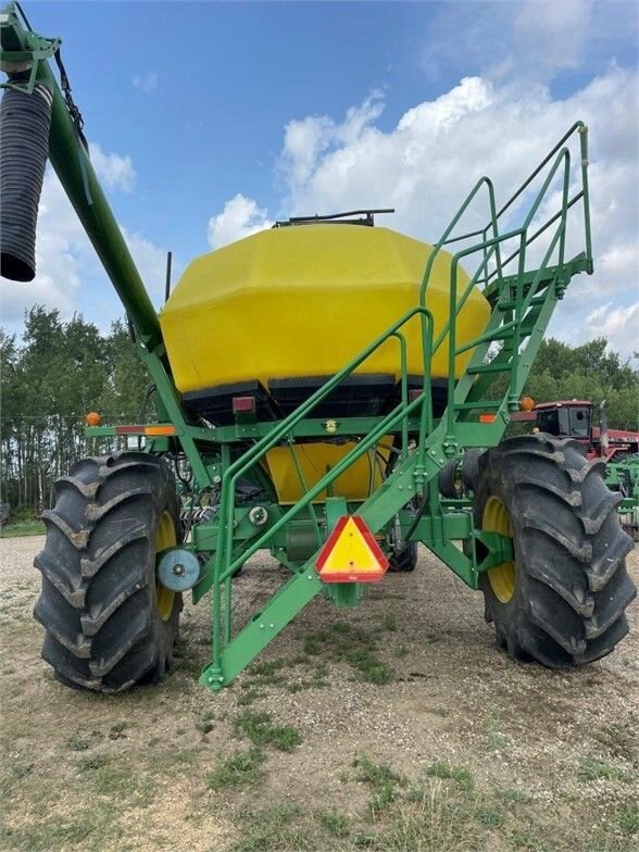 2002 John Deere 1820 Drill and 1900 Cart #7893 JF