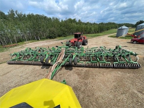 2002 John Deere 1820 Drill and 1900 Cart #7893 JF