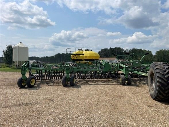 2002 John Deere 1820 Drill and 1900 Cart #7893 JF