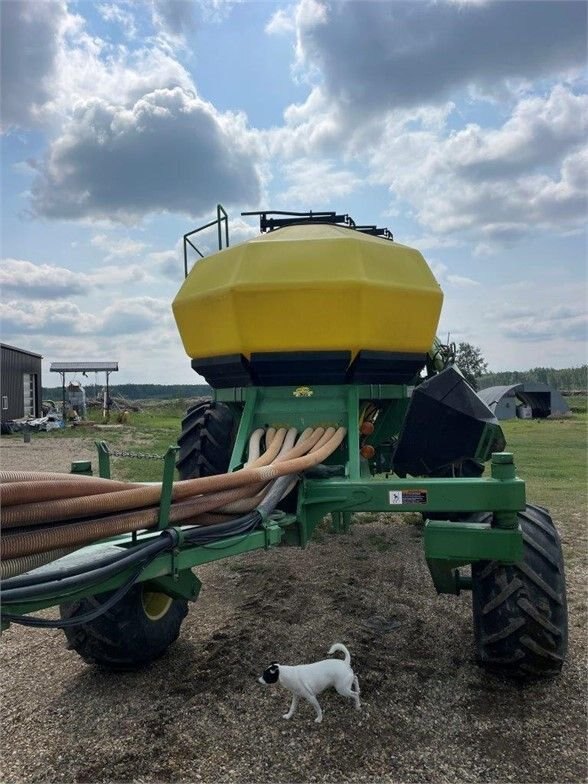 2002 John Deere 1820 Drill and 1900 Cart #7893 JF