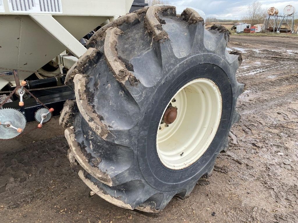 1996 Bourgault 4350 Air Cart #6087 BP