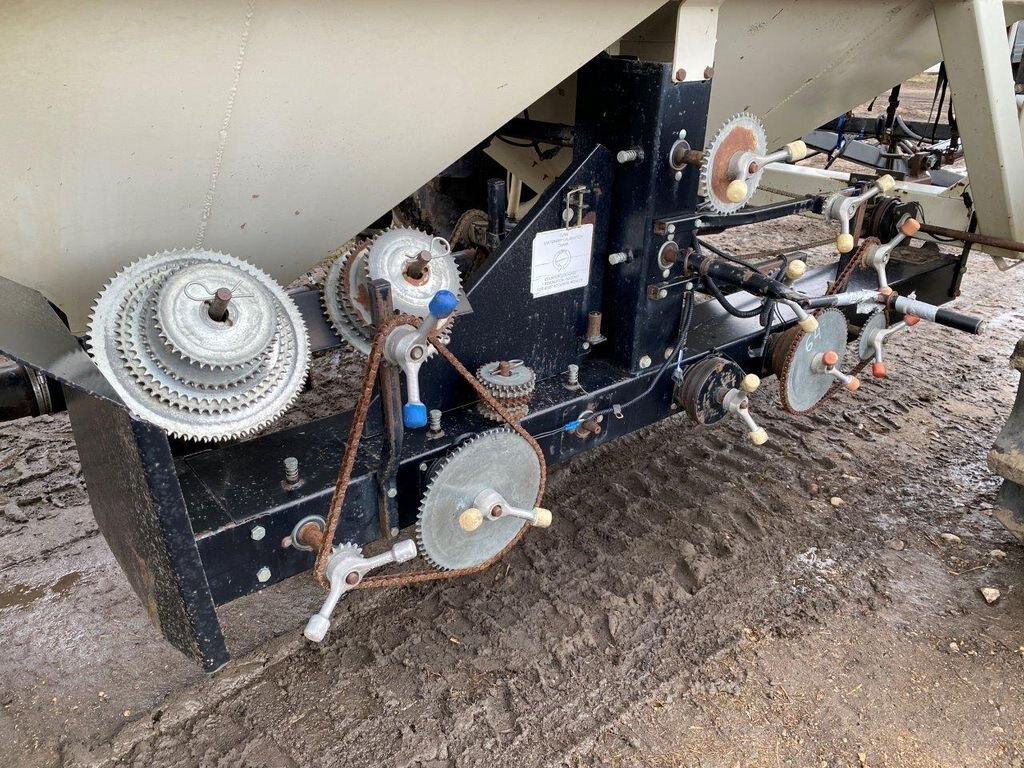 1996 Bourgault 4350 Air Cart #6087 BP