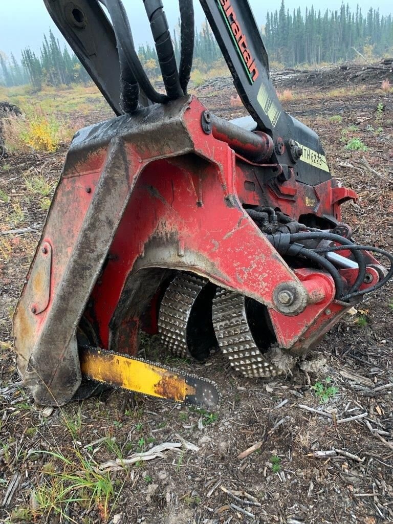 2005 Deere 2054 Processor with Waratah 622b Head #7895 JF