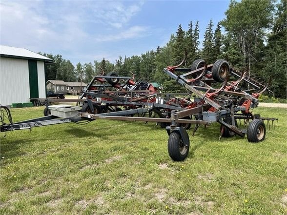 1987 Flexi Coil 600 42 ft Floating Hitch Cultivator #7526 JF