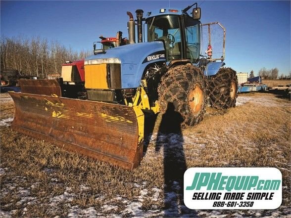 2002 New Holland TJ450 Tow Tractor - #8174 JF